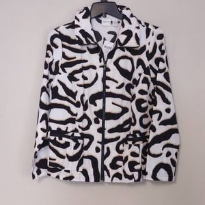 Chico's Zenergy Neema Animal Foil Print Jacket Size 1 Black Multi